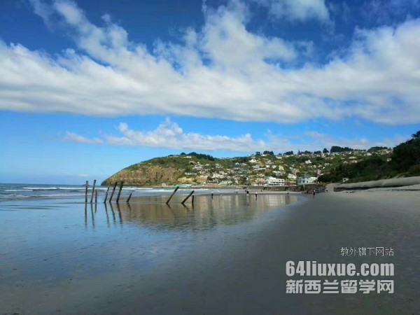mоՈָ