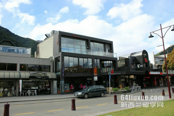 mW(xu)Ǝ